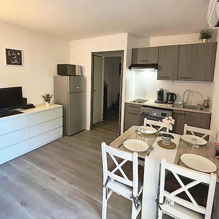 Charmant Studio Climatise 24 M2 Terrasse A 100M De La Plage Saint-Mandrier-sur-Mer Luaran gambar