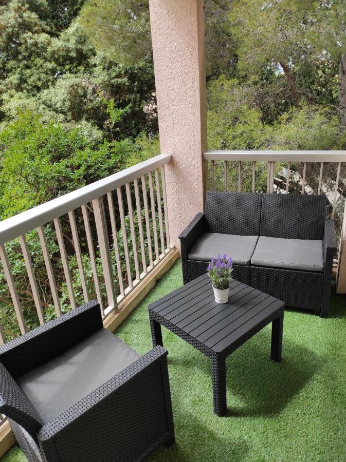 Charmant Studio Climatise 24 M2 Terrasse A 100M De La Plage Saint-Mandrier-sur-Mer Luaran gambar