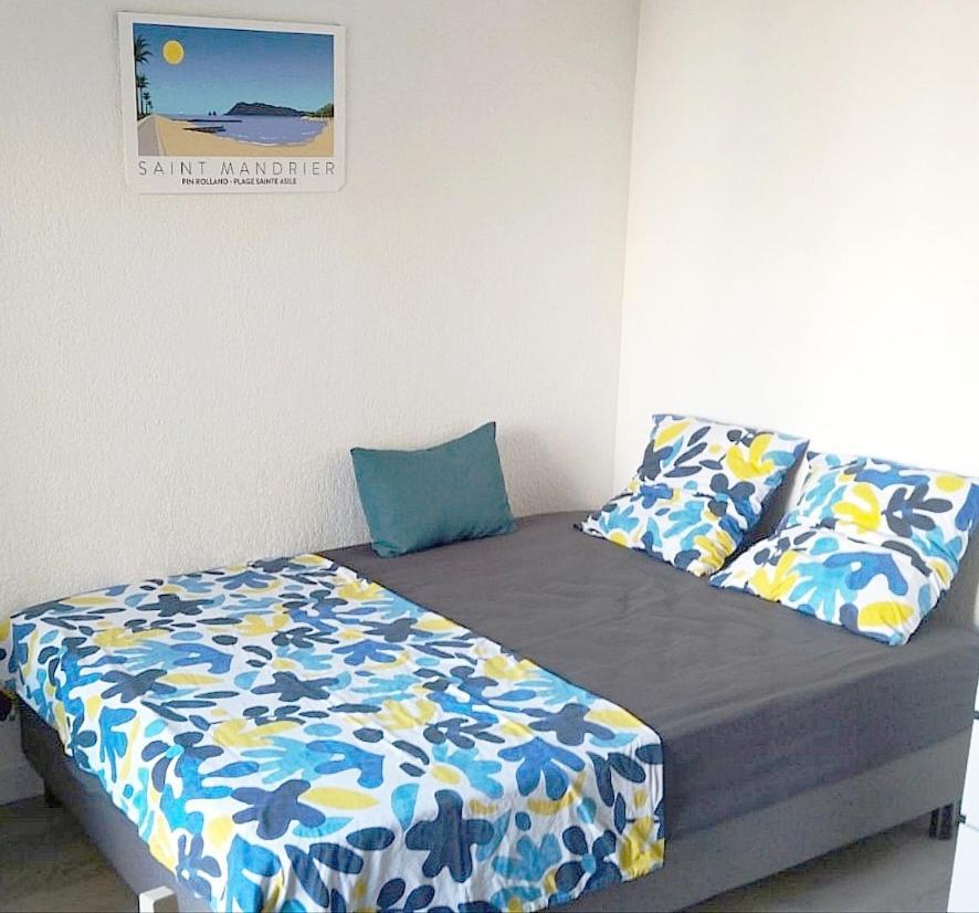 Charmant Studio Climatise 24 M2 Terrasse A 100M De La Plage Saint-Mandrier-sur-Mer Luaran gambar